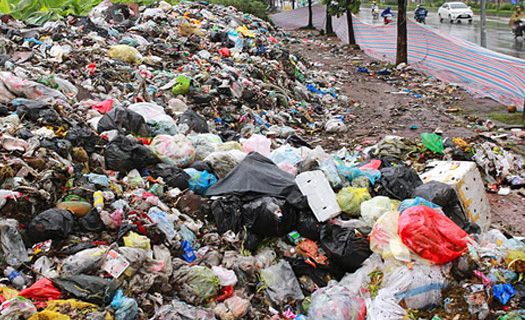 Vì sao dân căng lều bạt chặn xe chở rác vào bãi Nam Sơn?